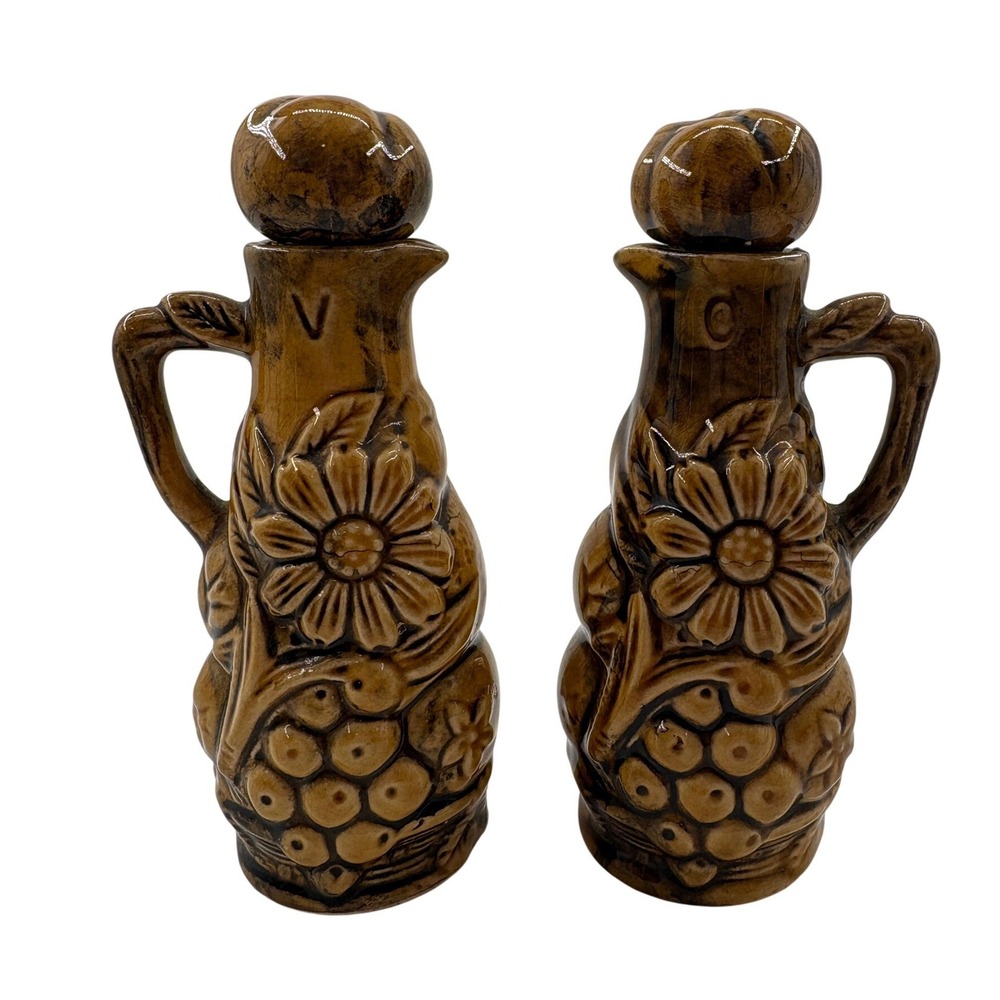 Vtg 1960 Japan Majolica Ceramic Oil Vinegar Cruet Set Daisy Fruit Relief OVDecor
